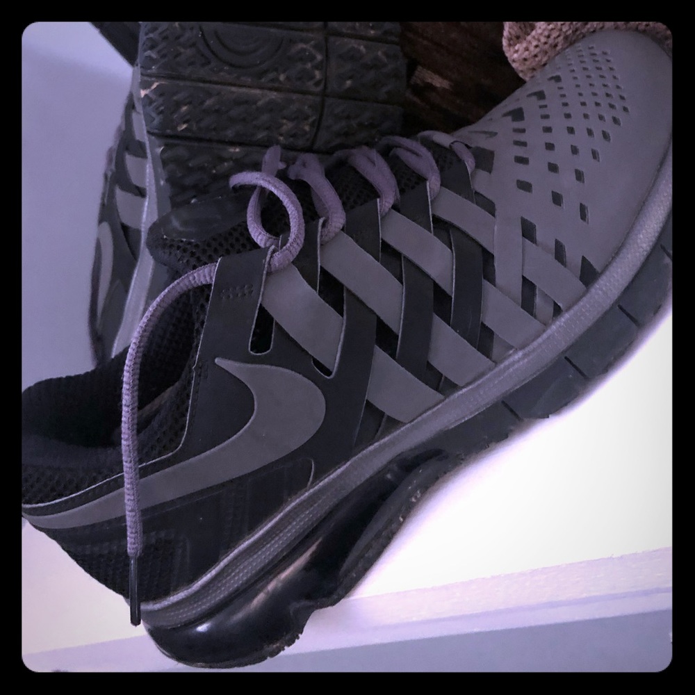 Men’s 8.5 Nike
